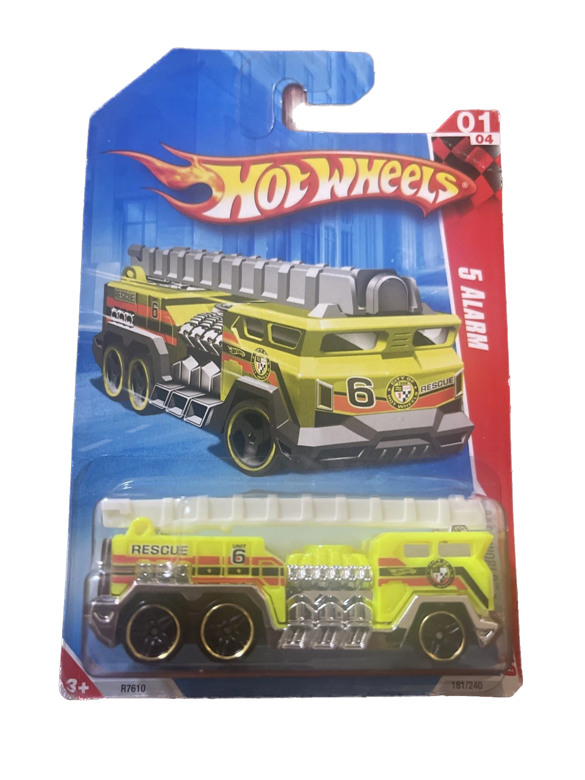 2010 Hot Wheels #181 Race World-City 1/4, 5 ALARM Yellow Variation