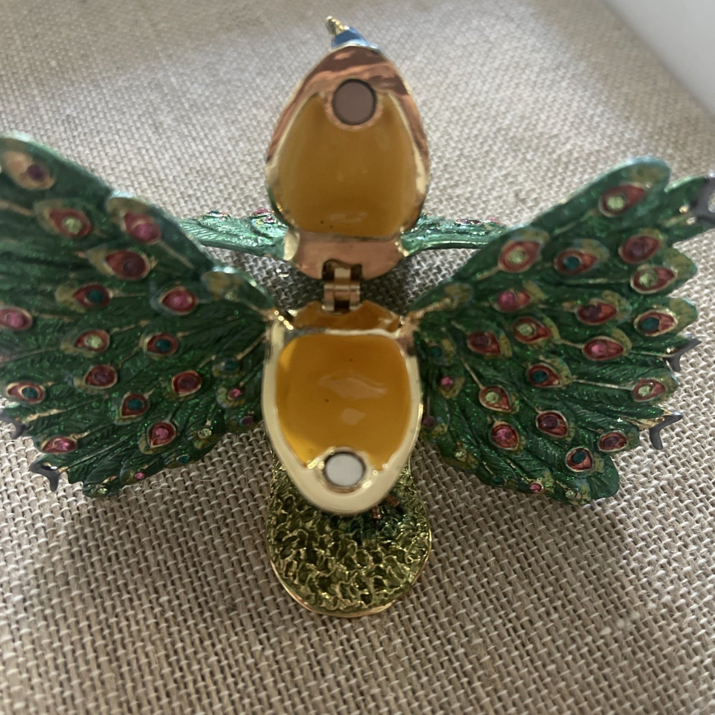 Rucinni Pewter Bejeweled & Enameled Peacock Trinket Box 3” X 4” Magnetic Closure