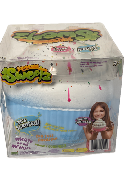 Squeezee Sweets | Squishy Cupcake | Blue & Scented Squishy