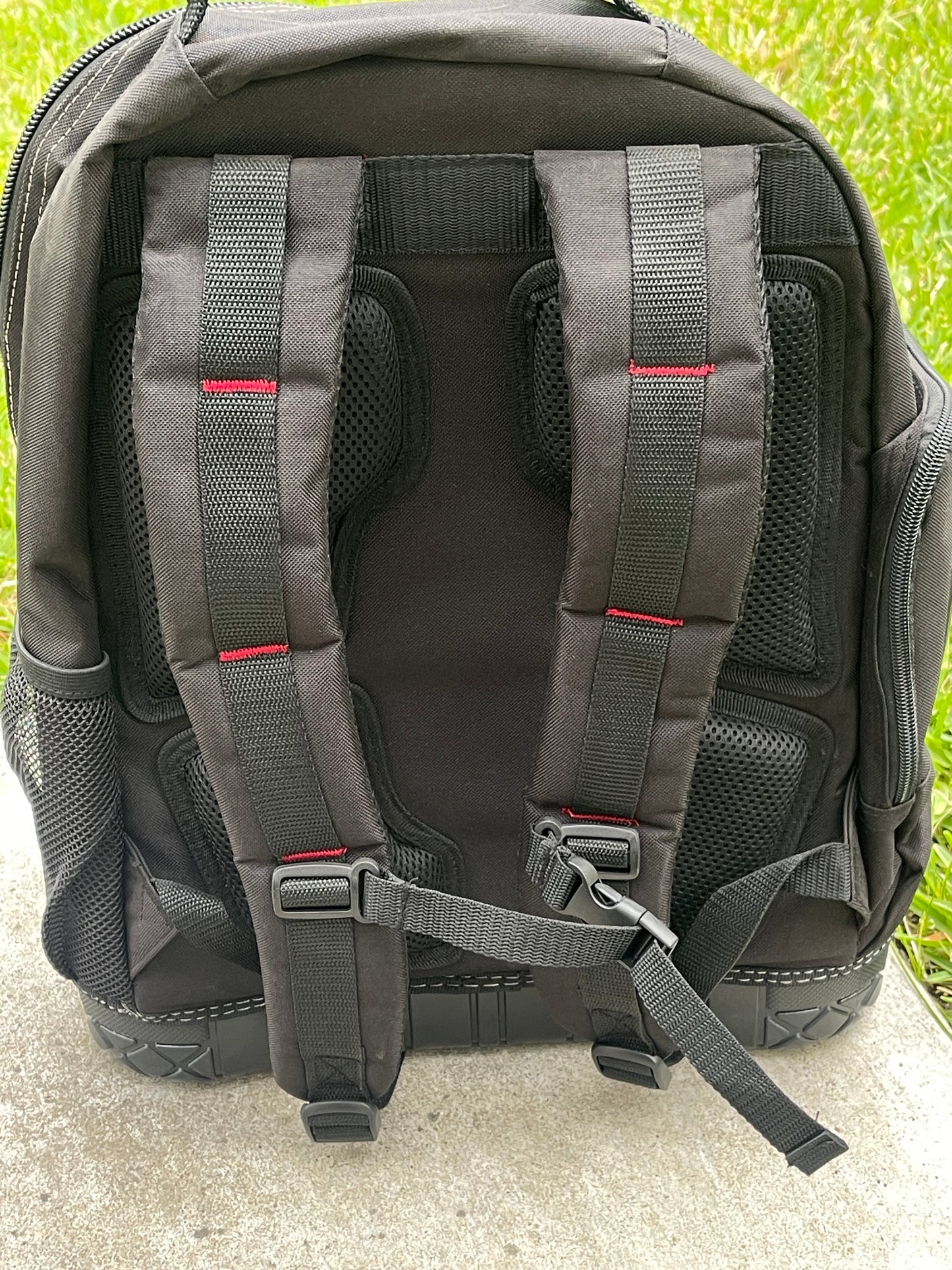 Husky 16 in. Tool Backpack