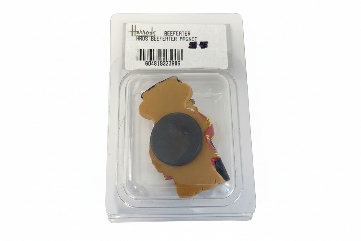 Harrods Knightsbridge Souvenir Magnet | Guard Bear
