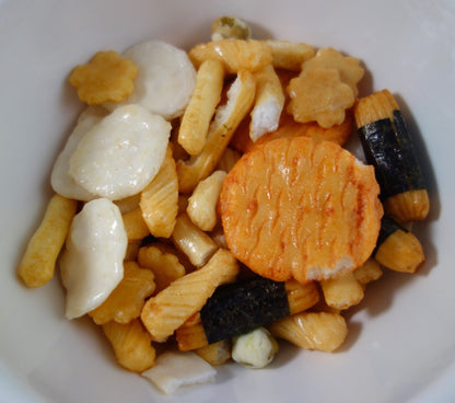 Trader Joe's Rice Crackers Snack Mix Medley - 5 Pack (8 oz Each, 2.5 lbs Total)
